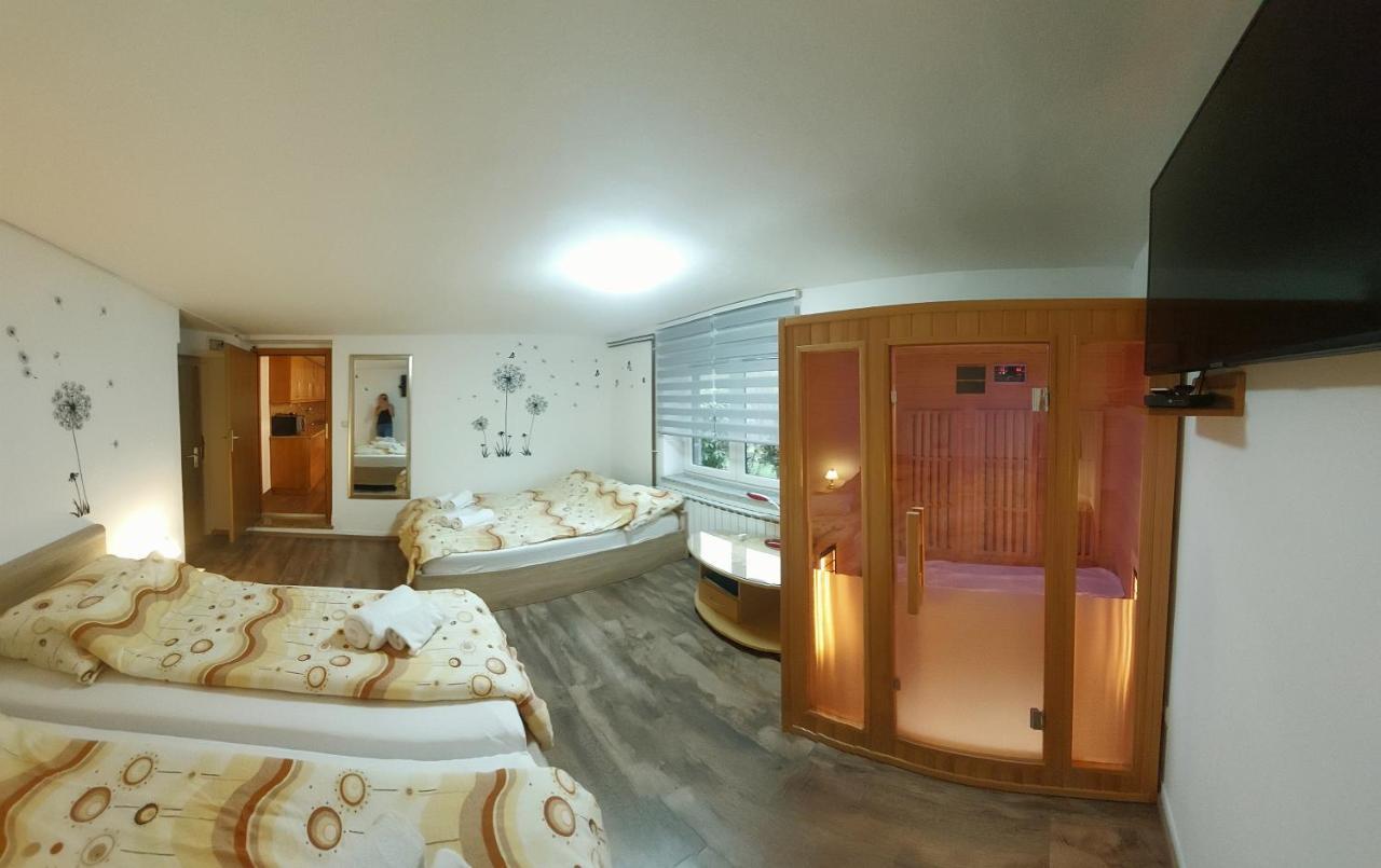 Apartma Na Ravnicah เชียร์คโน ภายนอก รูปภาพ