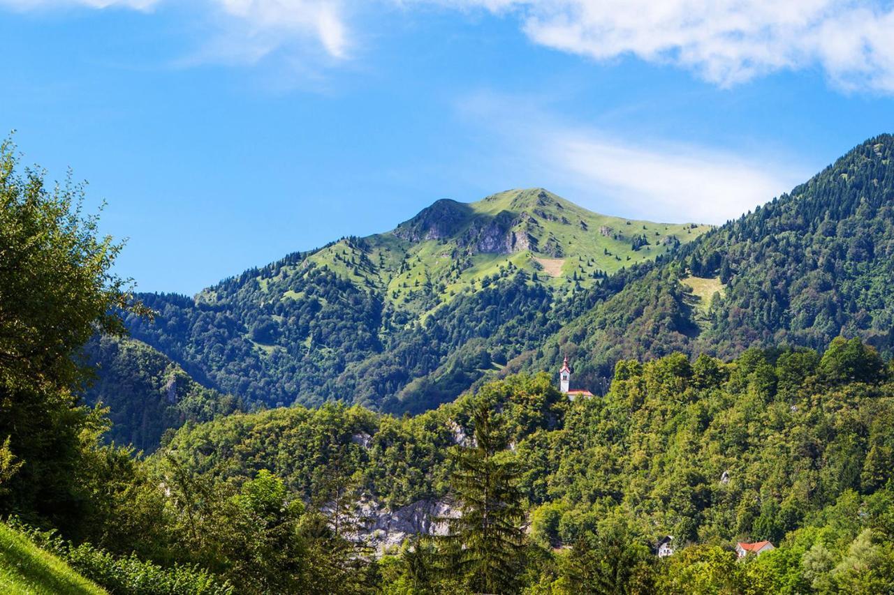 Apartma Na Ravnicah เชียร์คโน ภายนอก รูปภาพ